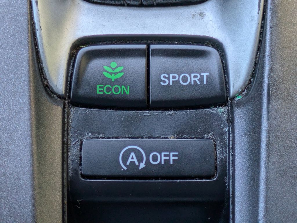 Thumbnail: 2022 Honda Accord - 28