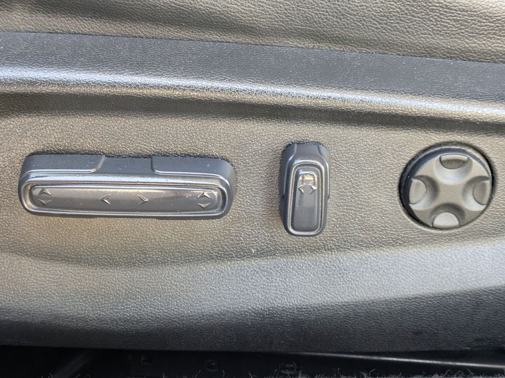 Thumbnail: 2022 Honda Accord - 25