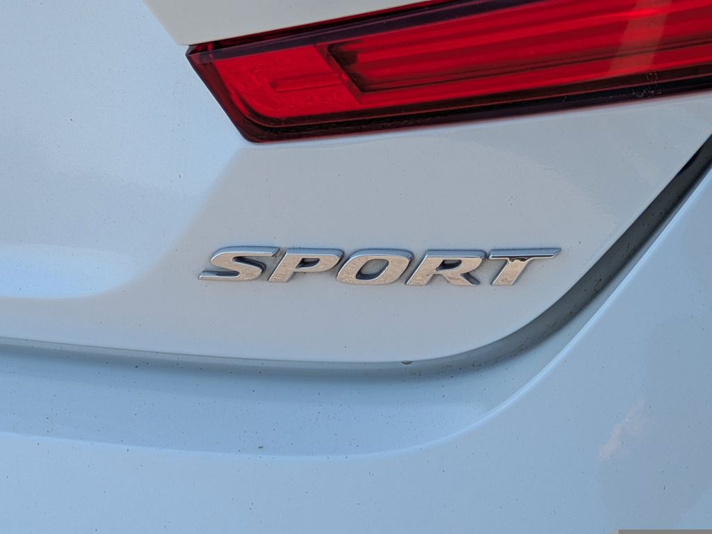 Thumbnail: 2022 Honda Accord - 21