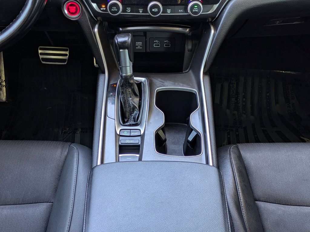 Thumbnail: 2022 Honda Accord - 15