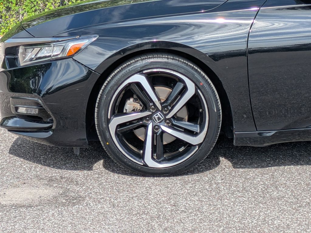 Thumbnail: 2019 Honda Accord - 8