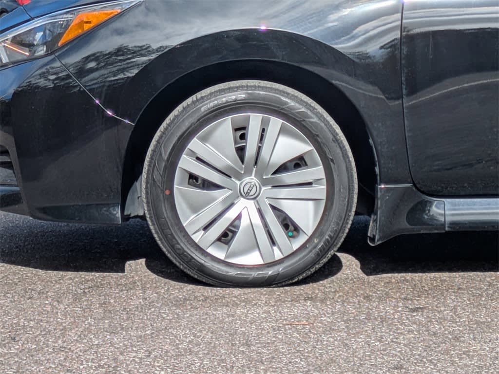 Thumbnail: 2023 Nissan Leaf - 8