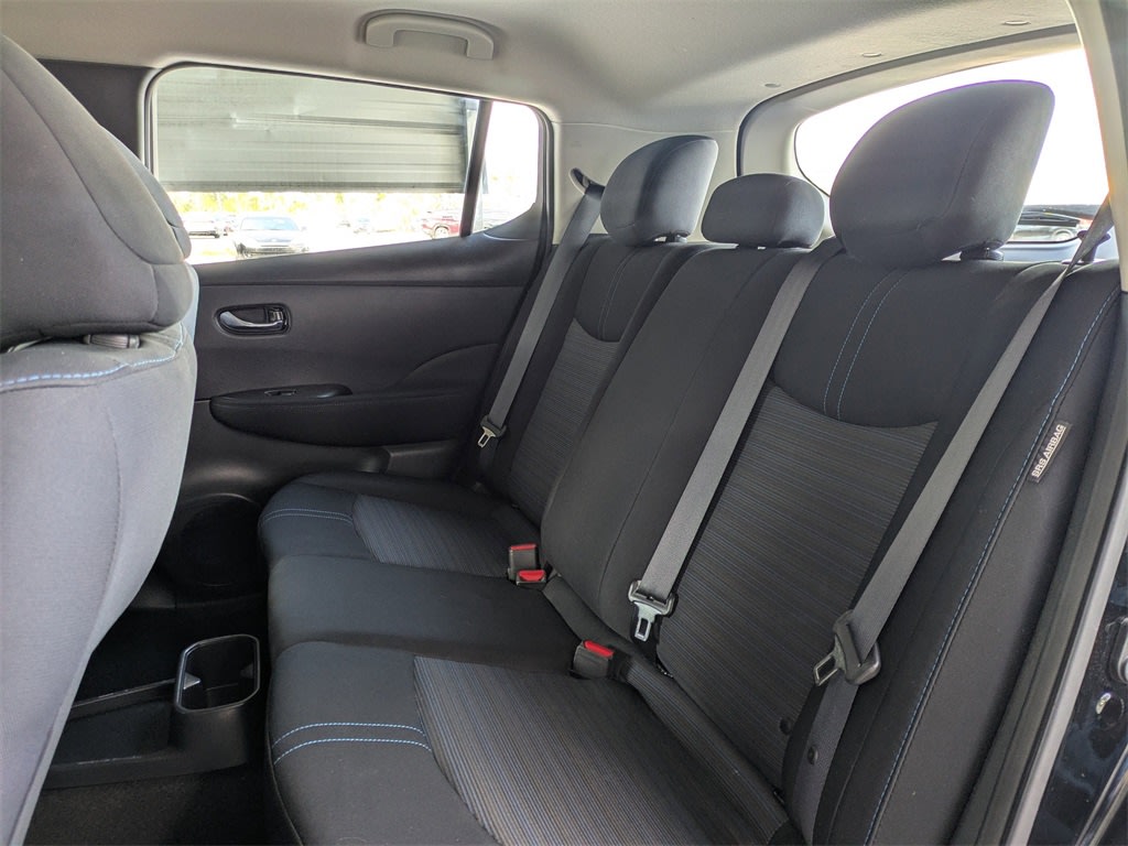 Thumbnail: 2023 Nissan Leaf - 13
