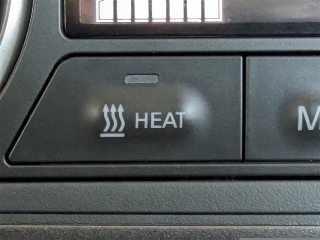 Thumbnail: 2023 Nissan Leaf - 7