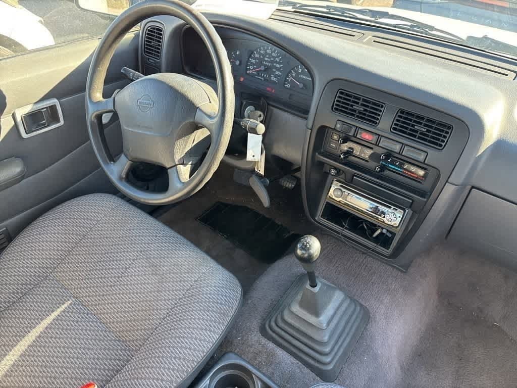 Thumbnail: 1997 Nissan Pickup - 2