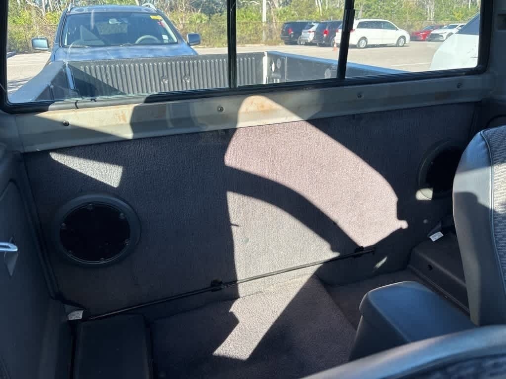 Thumbnail: 1997 Nissan Pickup - 8