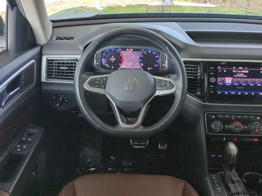 Thumbnail: 2021 Volkswagen Atlas - 9