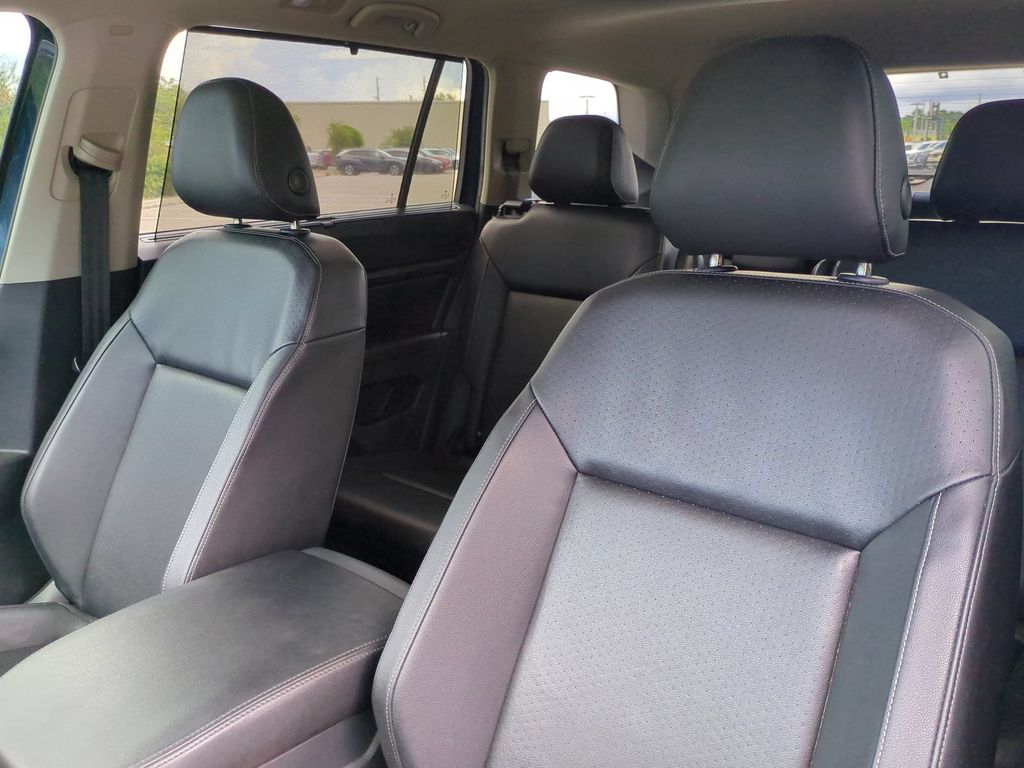 Thumbnail: 2019 Volkswagen Atlas - 11