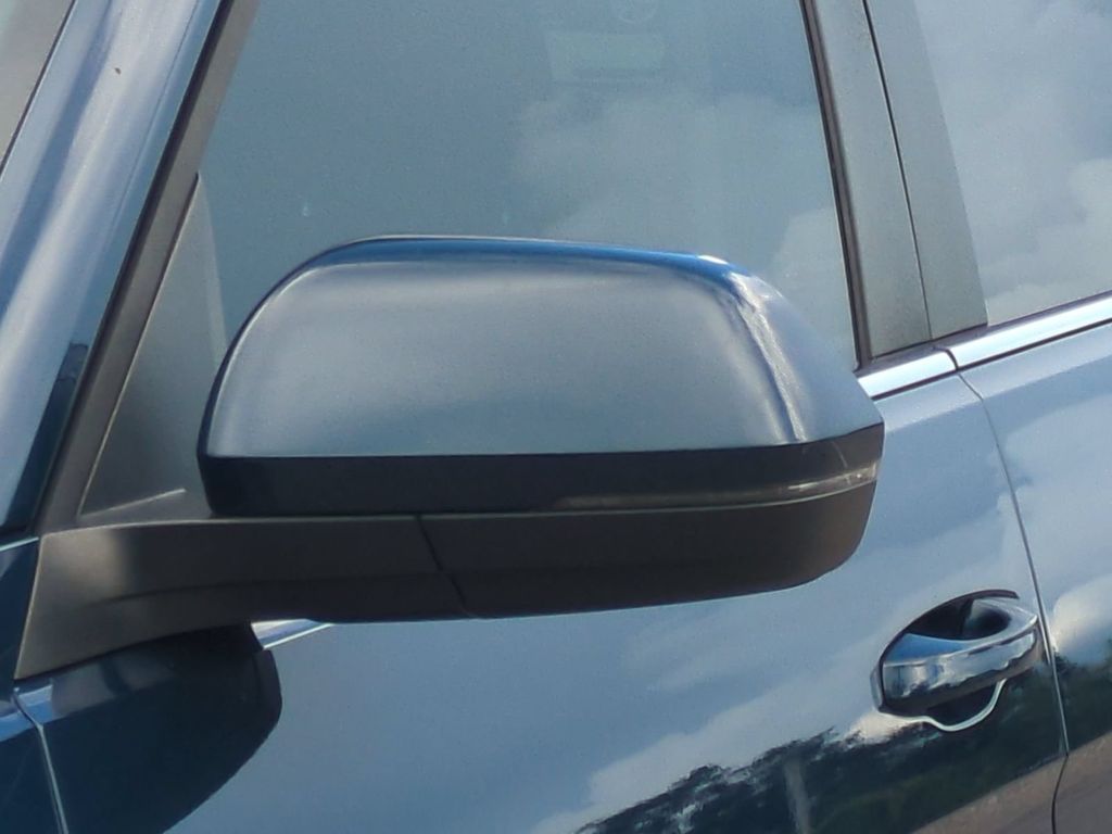 Thumbnail: 2019 Volkswagen Atlas - 21