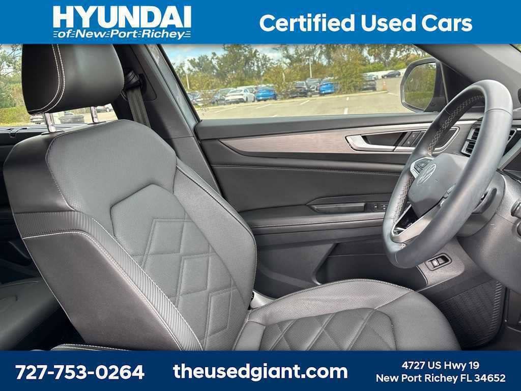 Thumbnail: 2024 Volkswagen Atlas - 13