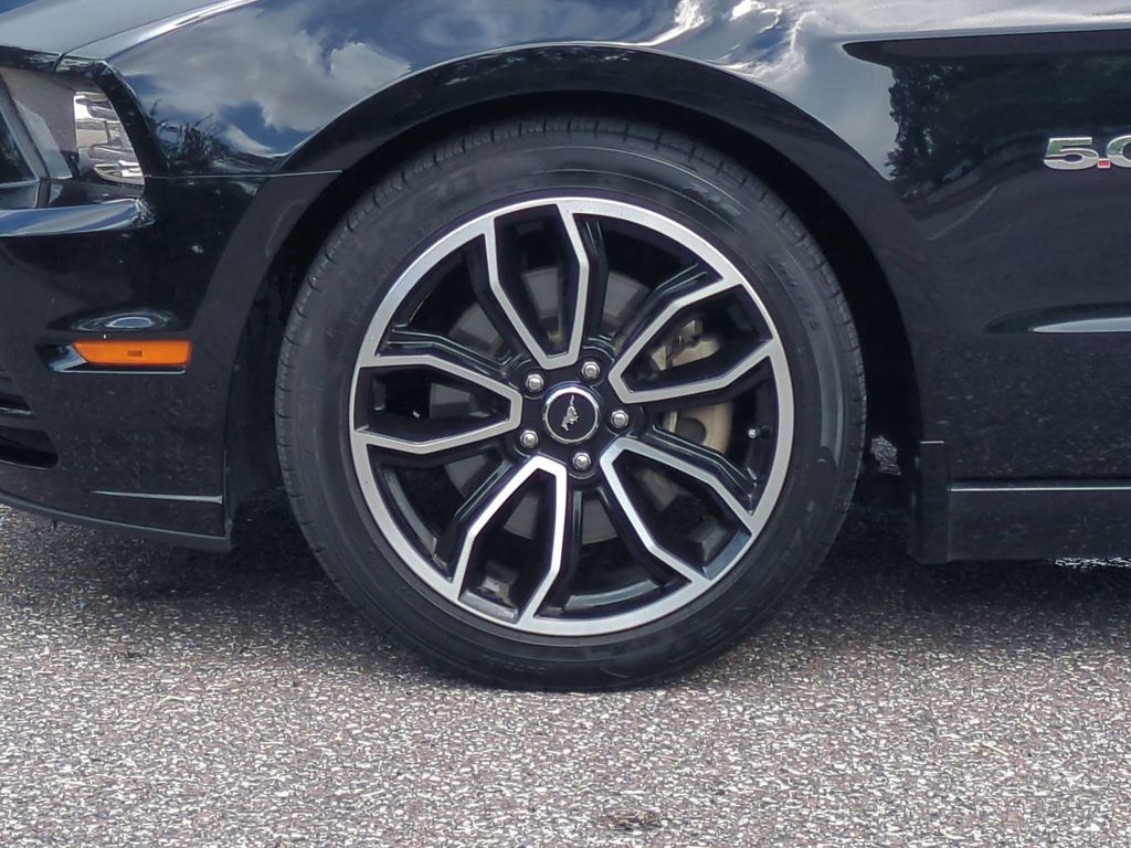 Thumbnail: 2013 Ford Mustang - 7