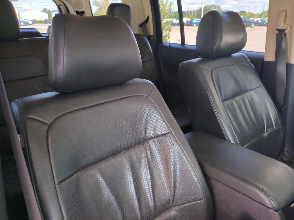 Thumbnail: 2019 Ford Flex - 10