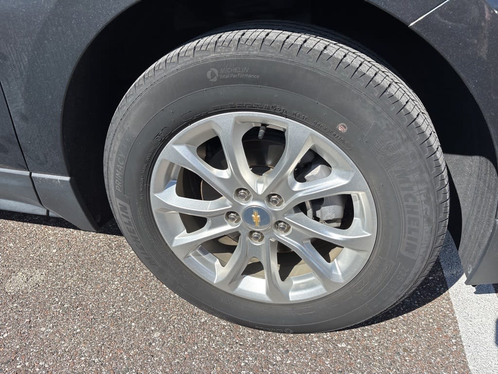 Thumbnail: 2020 Chevrolet Equinox - 4