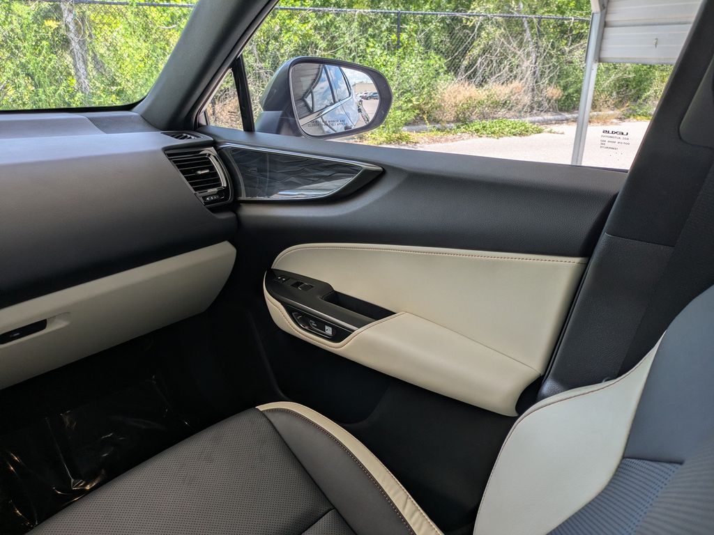 Thumbnail: 2024 Lexus ES - 26