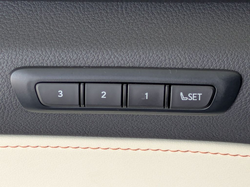 Thumbnail: 2024 Lexus ES - 28