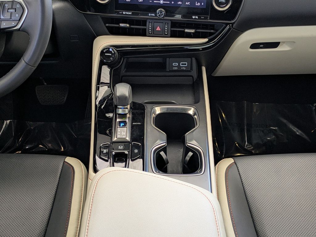 Thumbnail: 2024 Lexus ES - 15