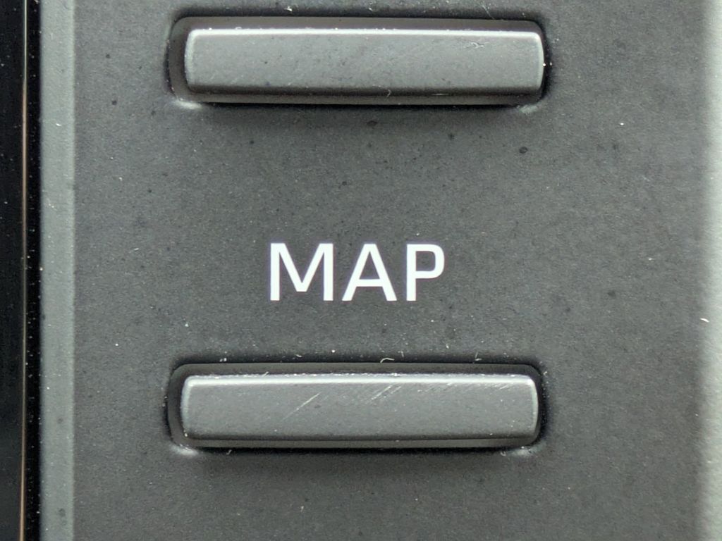 Thumbnail: 2021 Toyota RAV4 - 25