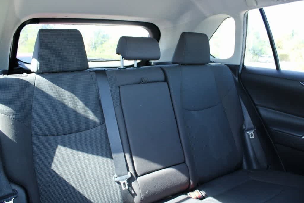 Thumbnail: 2021 Toyota RAV4 - 7