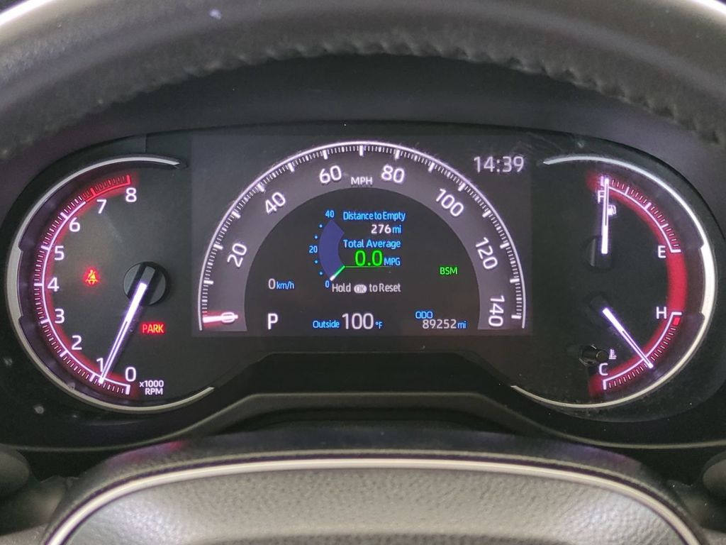 Thumbnail: 2020 Toyota RAV4 - 16