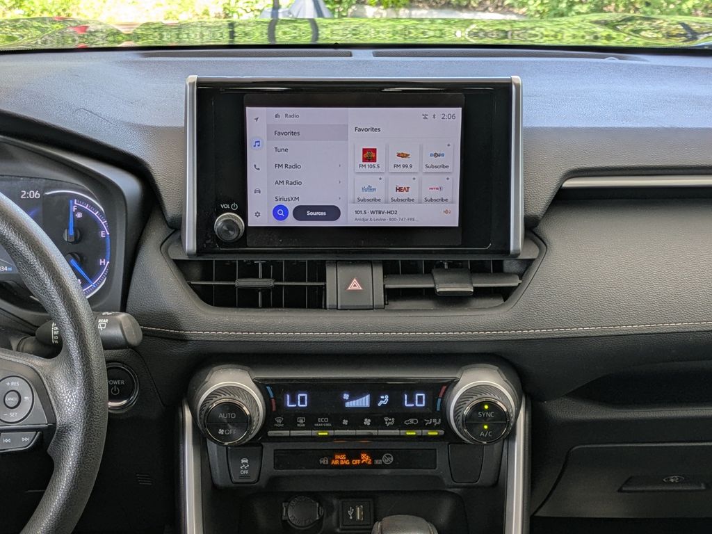 Thumbnail: 2024 Toyota RAV4 - 15