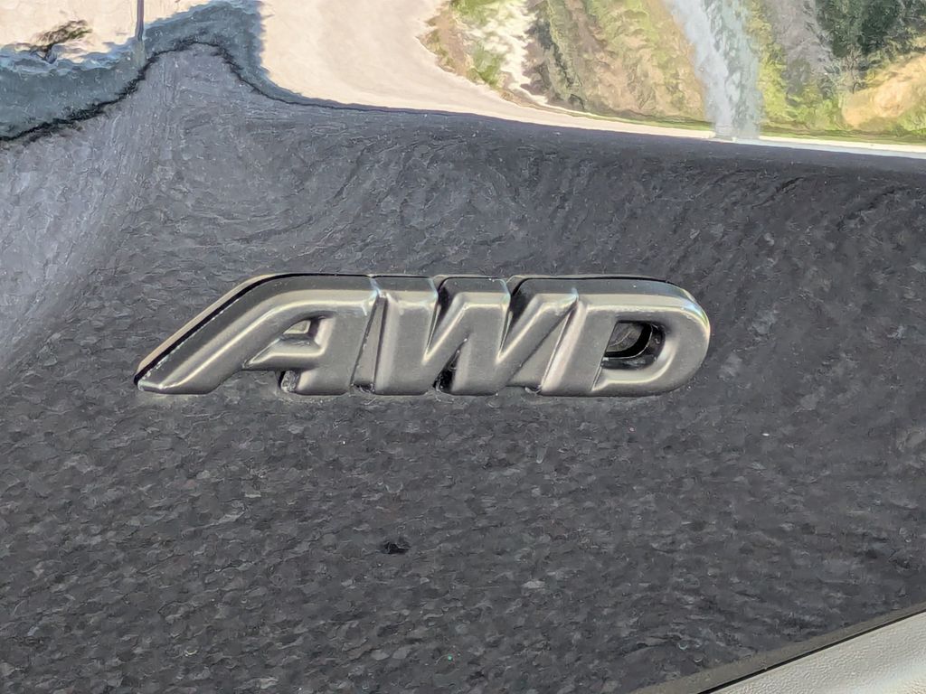Thumbnail: 2024 Toyota RAV4 - 7