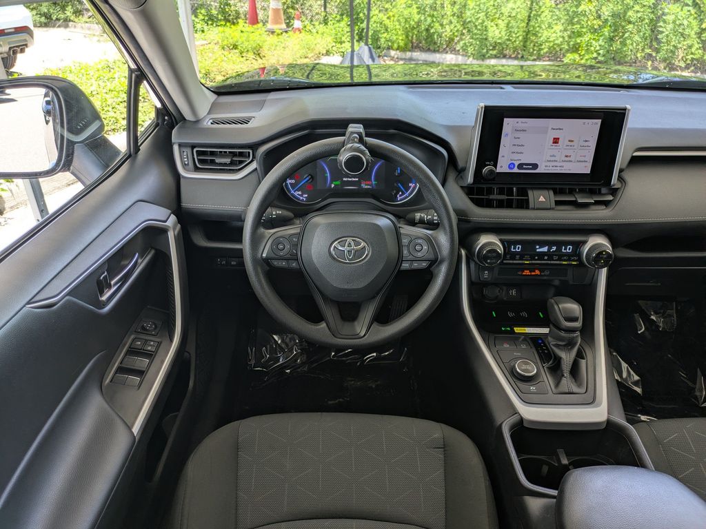 Thumbnail: 2024 Toyota RAV4 - 10
