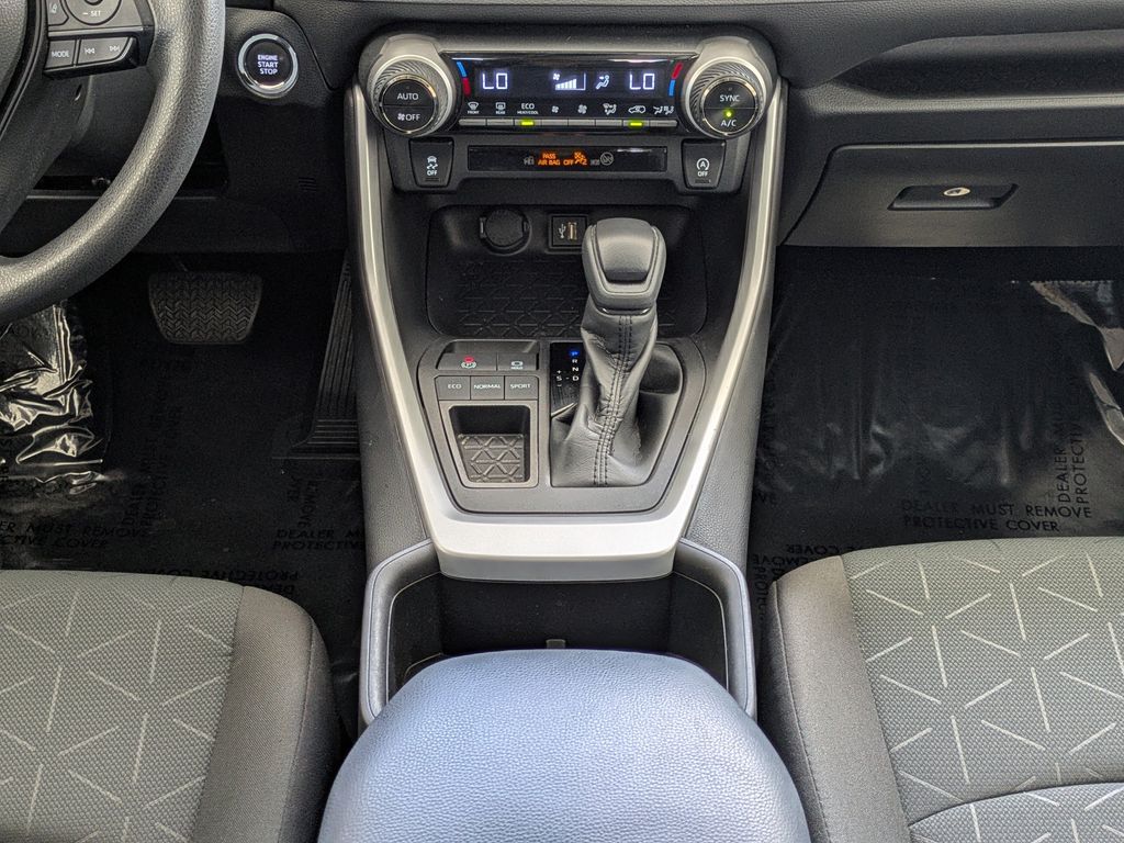 Thumbnail: 2023 Toyota RAV4 - 16