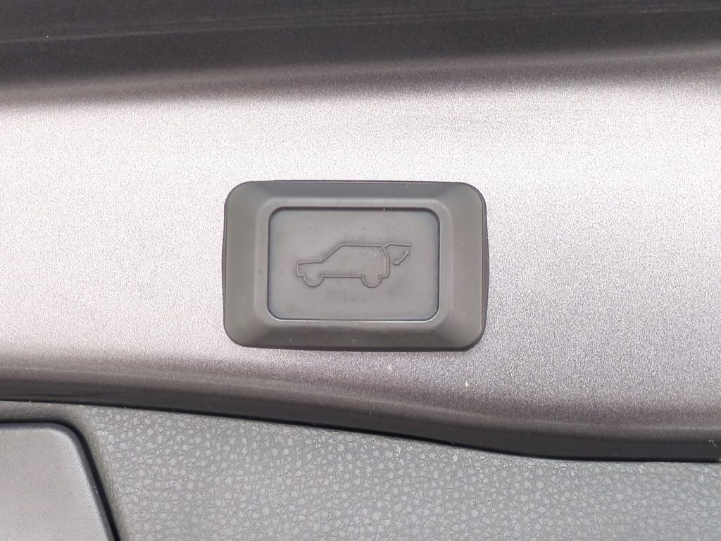 Thumbnail: 2024 Toyota RAV4 - 23