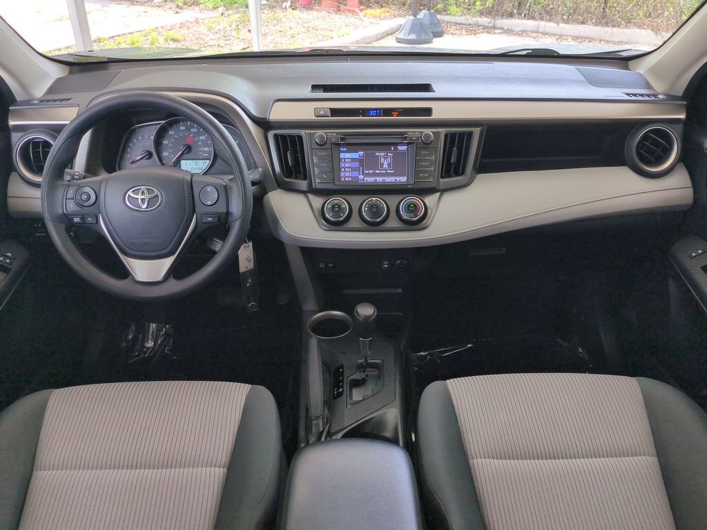 Thumbnail: 2014 Toyota RAV4 - 2
