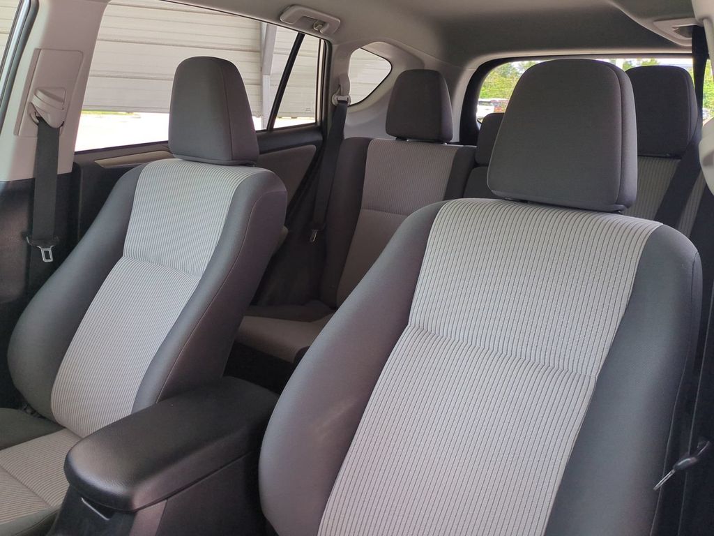 Thumbnail: 2014 Toyota RAV4 - 12