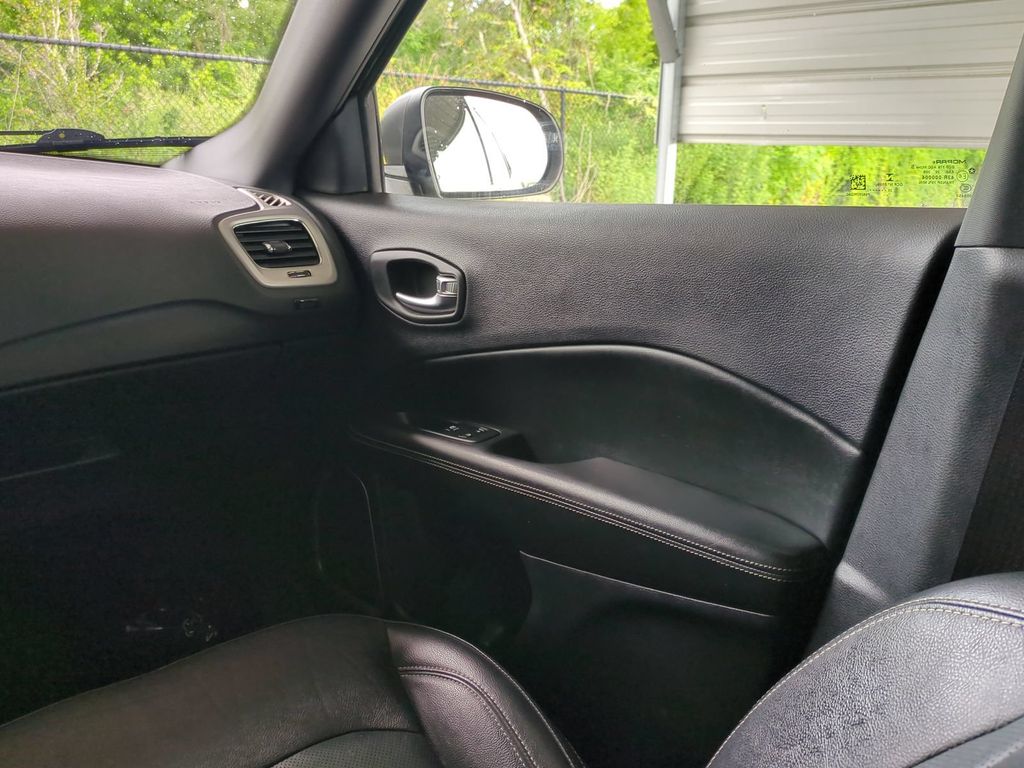 Thumbnail: 2021 Jeep Compass - 22