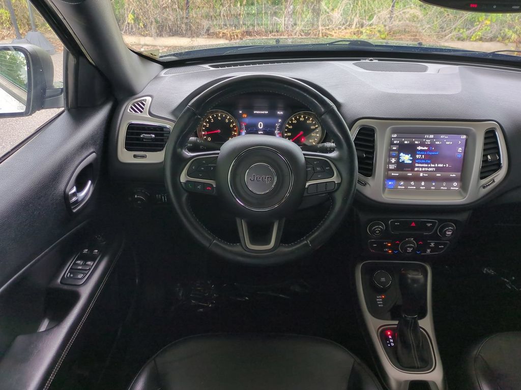 Thumbnail: 2021 Jeep Compass - 9