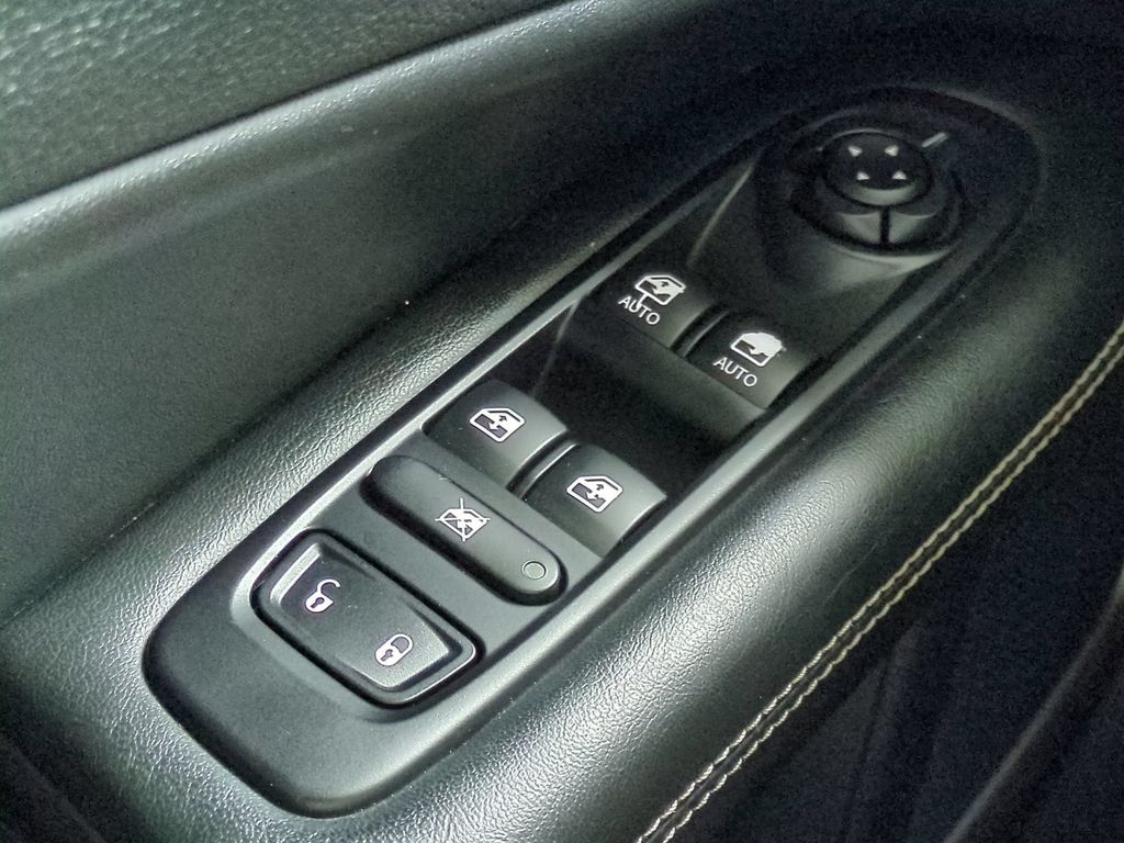 Thumbnail: 2021 Jeep Compass - 28