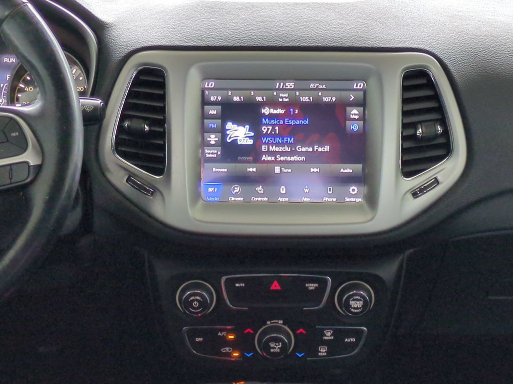 Thumbnail: 2021 Jeep Compass - 13
