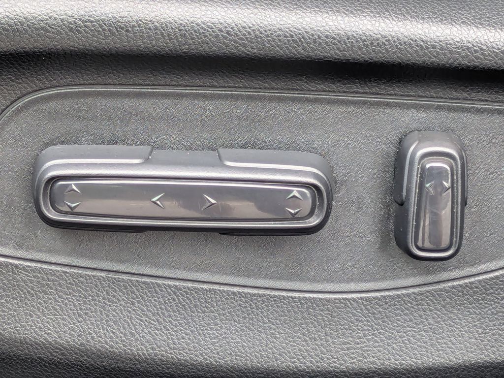 Thumbnail: 2024 Honda HR-V - 24