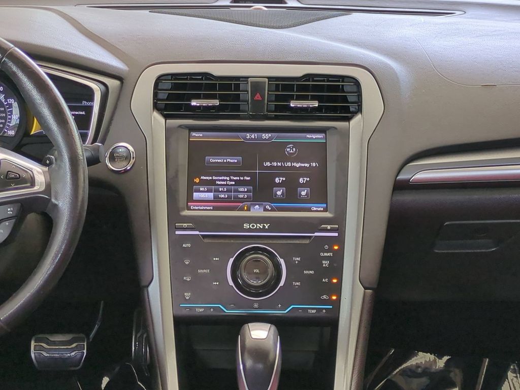 Thumbnail: 2014 Ford Fusion - 13