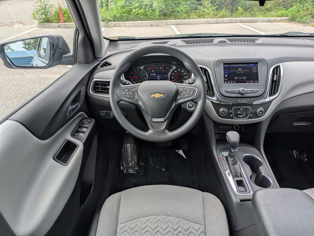 Thumbnail: 2024 Chevrolet Equinox - 9