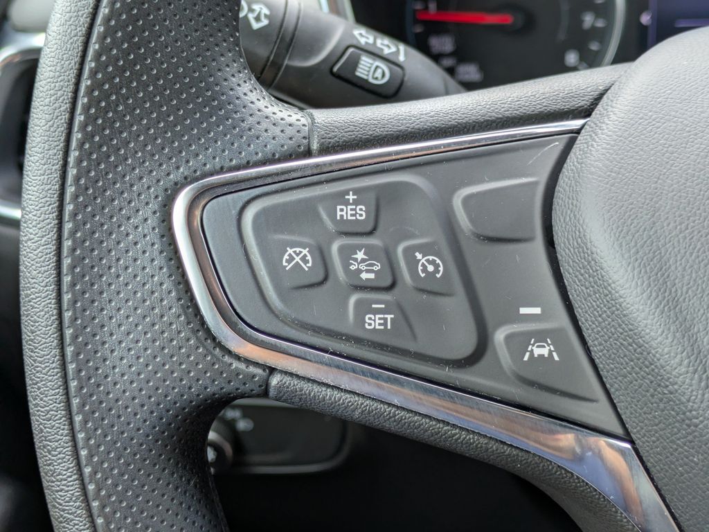 Thumbnail: 2024 Chevrolet Equinox - 31