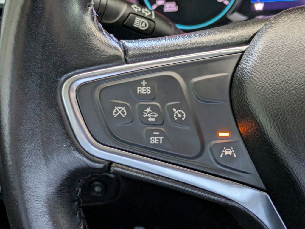 Thumbnail: 2021 Chevrolet Equinox - 35