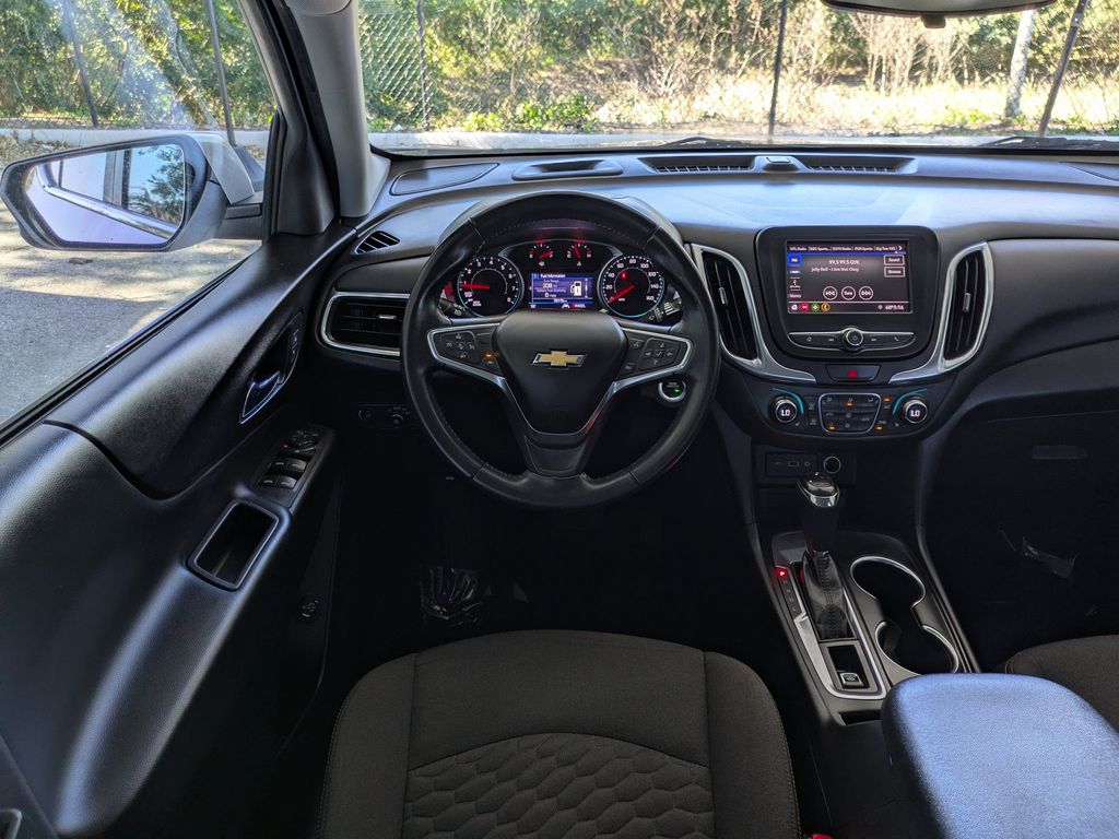 Thumbnail: 2021 Chevrolet Equinox - 10