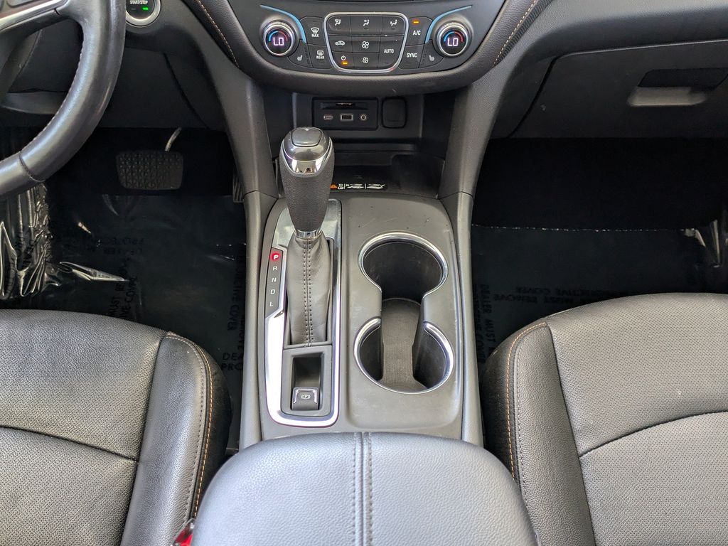 Thumbnail: 2021 Chevrolet Equinox - 15