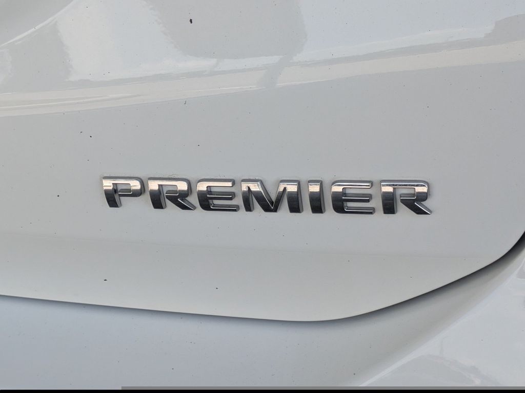 Thumbnail: 2021 Chevrolet Equinox - 7