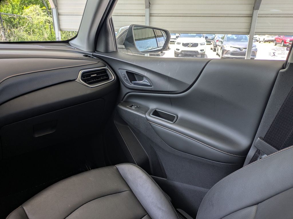 Thumbnail: 2021 Chevrolet Equinox - 25