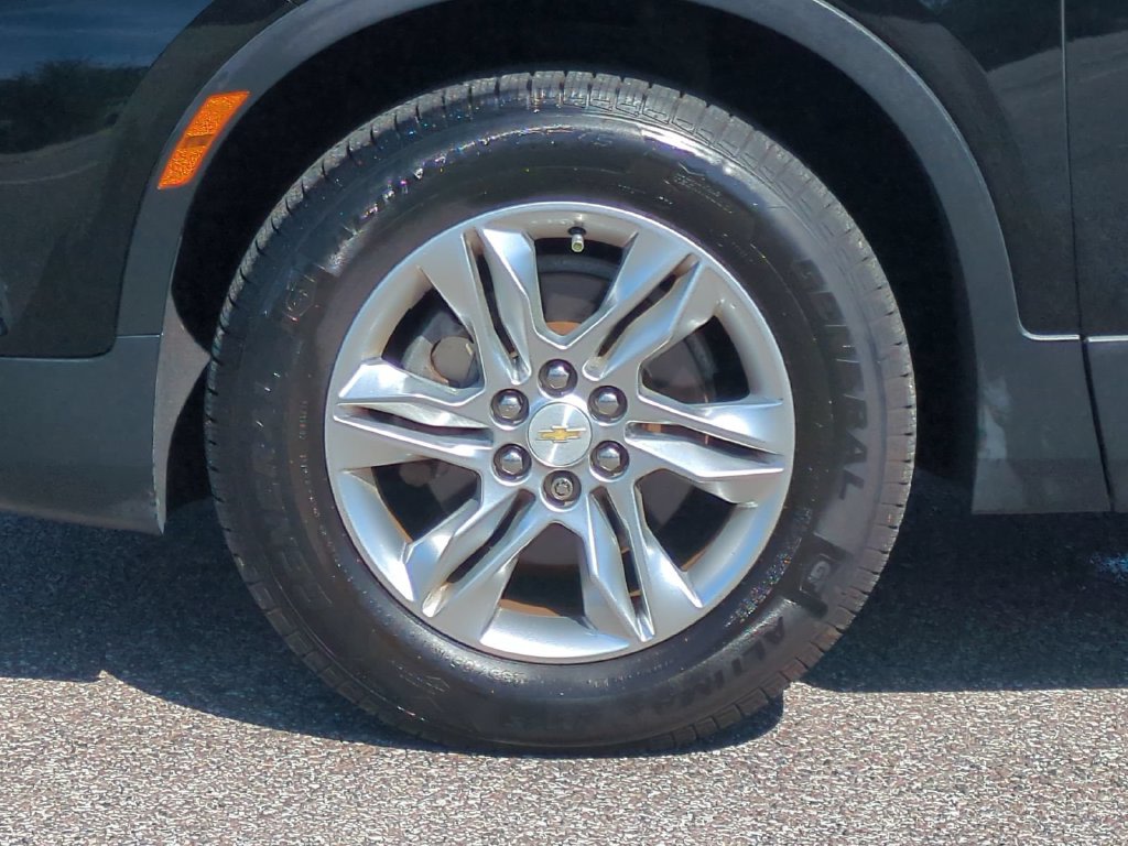 Thumbnail: 2019 Chevrolet Blazer - 8