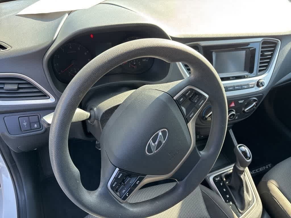 Thumbnail: 2022 Hyundai Accent - 5