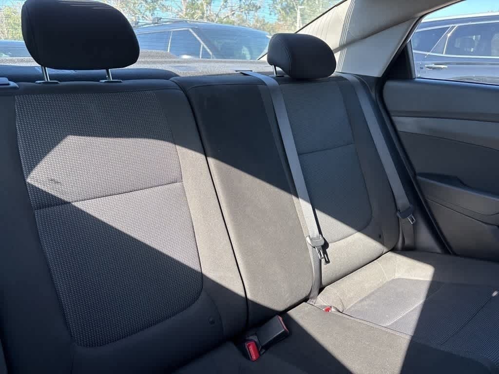 Thumbnail: 2022 Hyundai Accent - 7