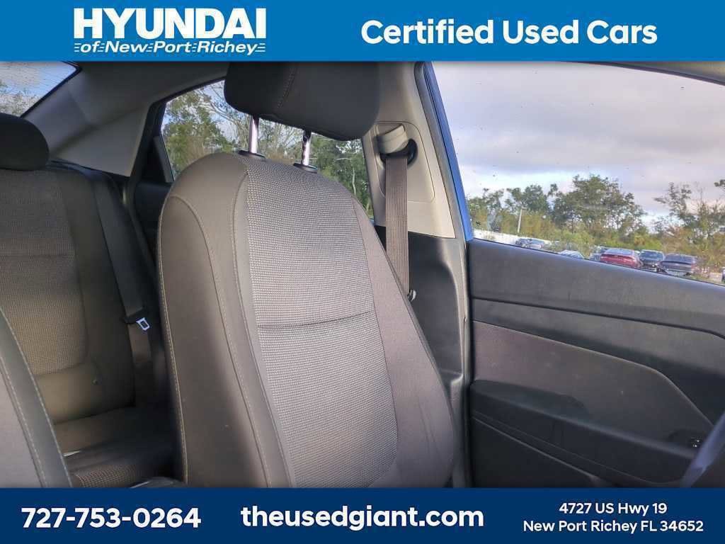 Thumbnail: 2020 Hyundai Accent - 6