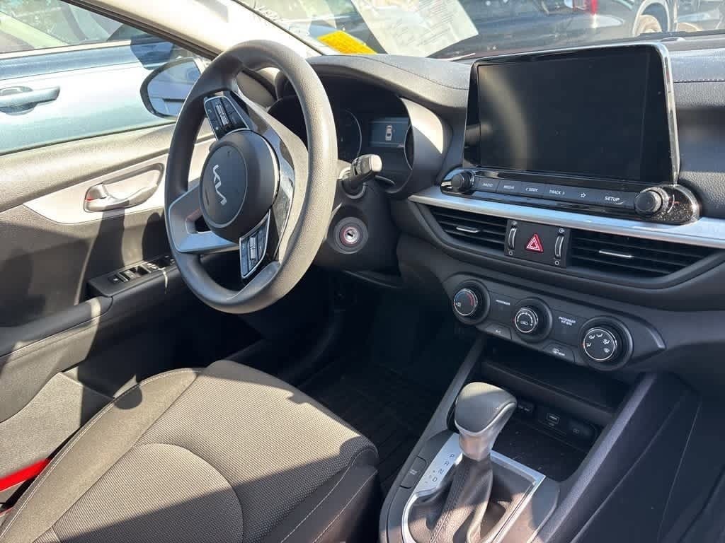 Thumbnail: 2024 Kia Forte - 2