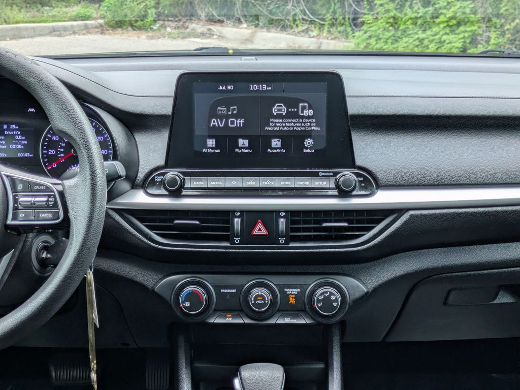 Thumbnail: 2021 Kia Forte - 15