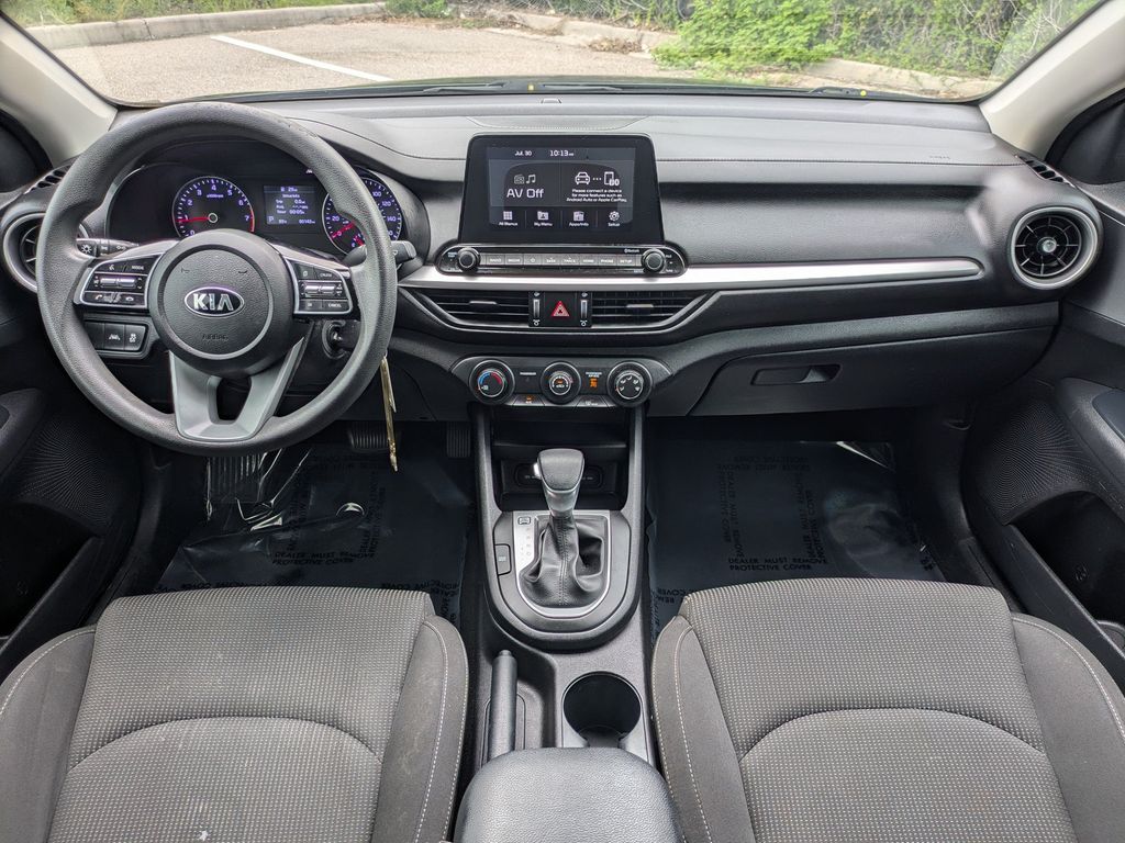 Thumbnail: 2021 Kia Forte - 2
